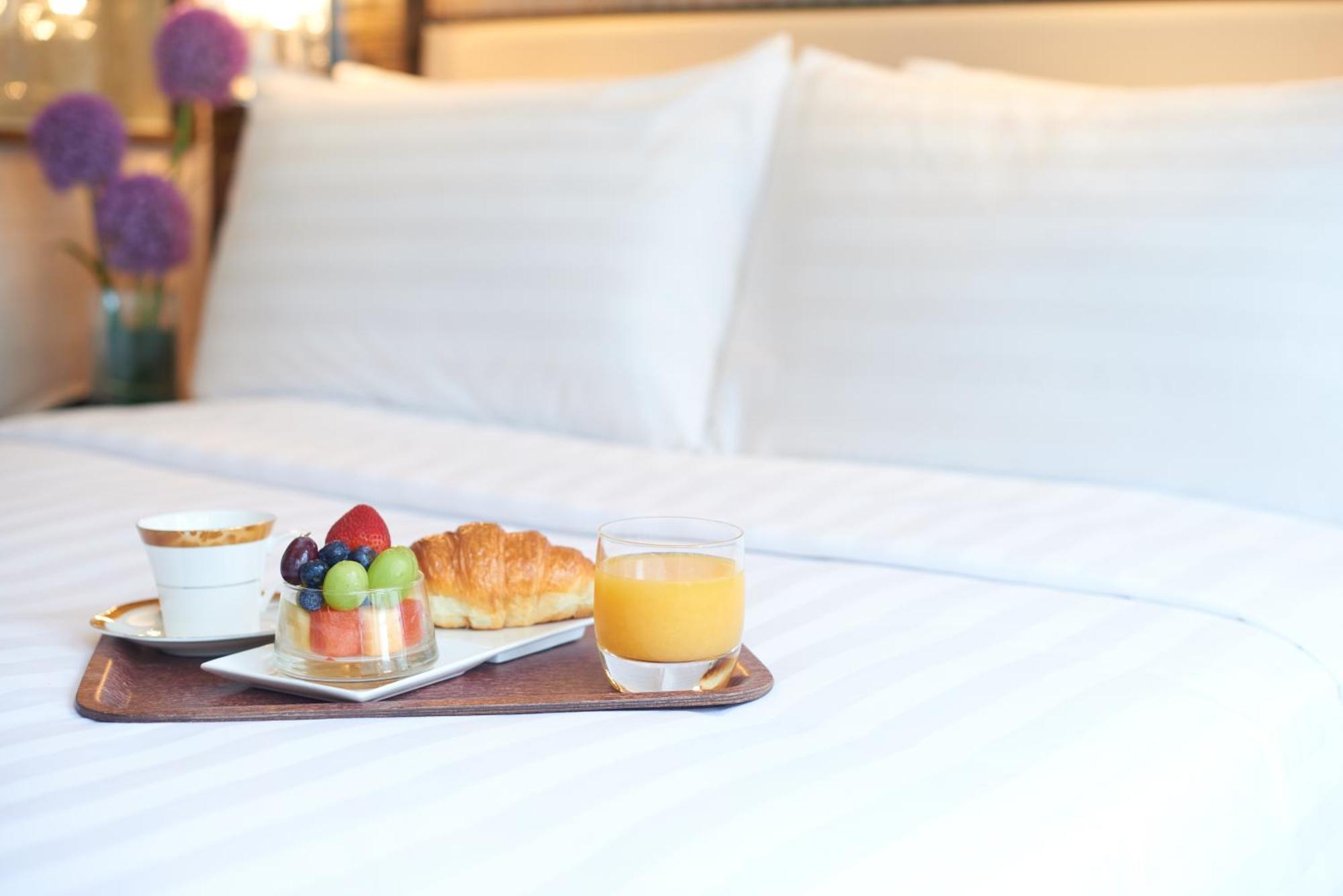 Dorsett Kwun Tong, Hong Kong Hotel Екстериор снимка