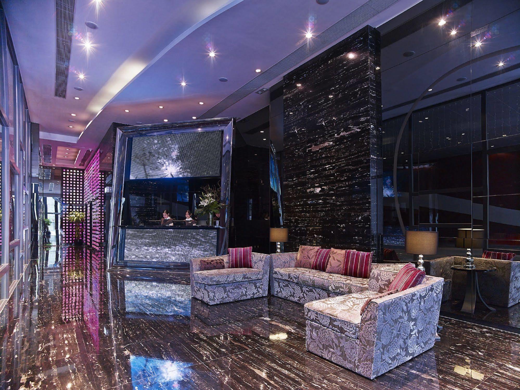 Dorsett Kwun Tong, Hong Kong Hotel Екстериор снимка