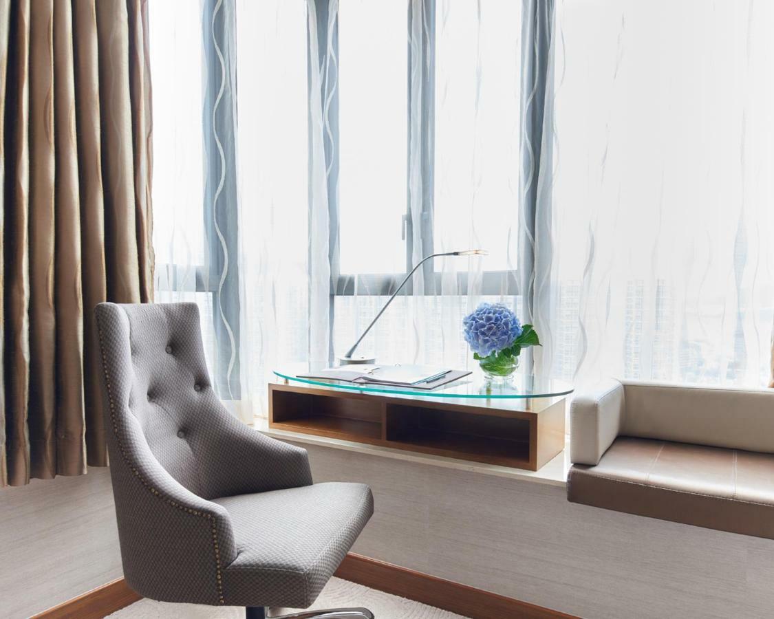 Dorsett Kwun Tong, Hong Kong Hotel Екстериор снимка